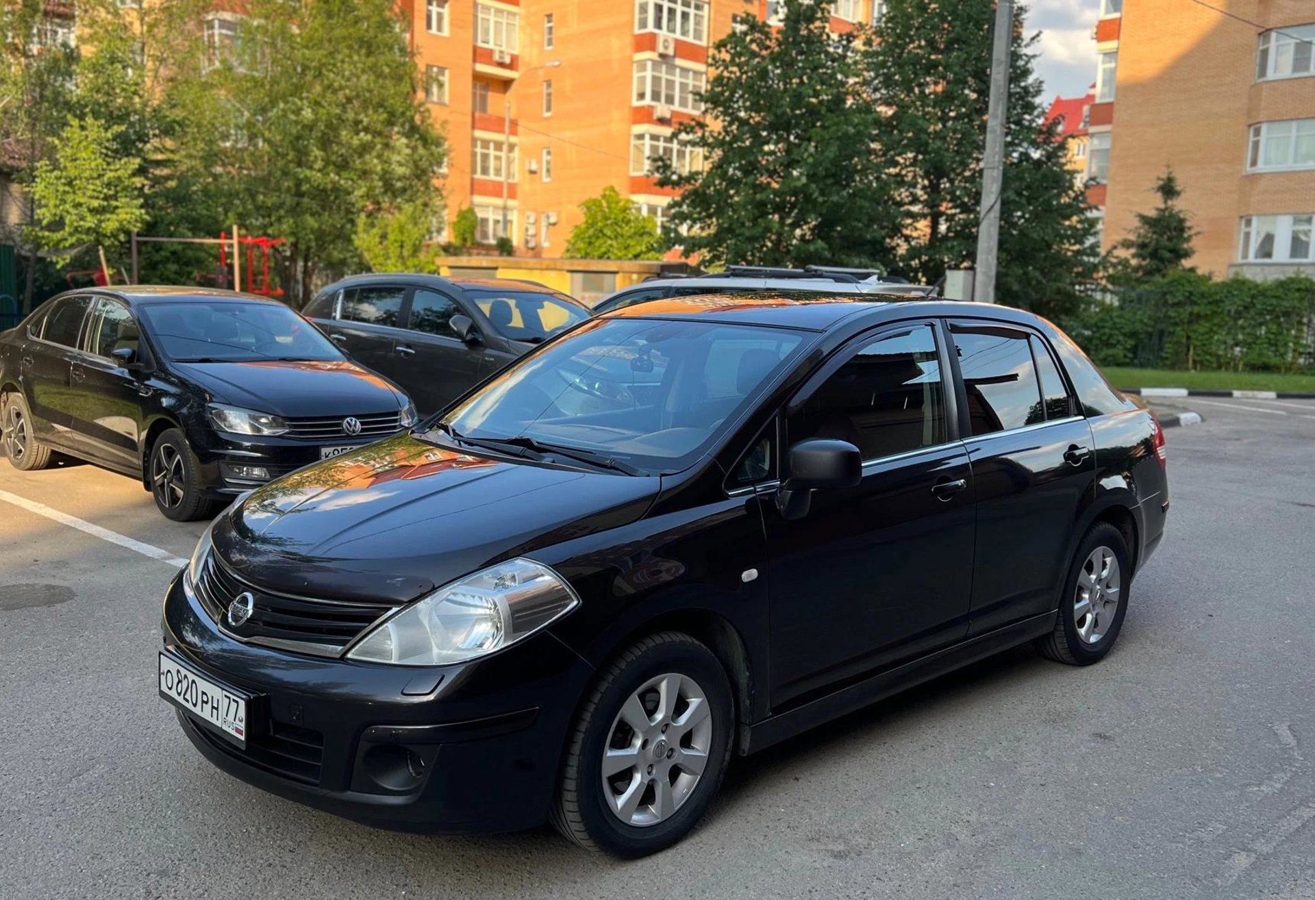 Nissan Tiida 2011