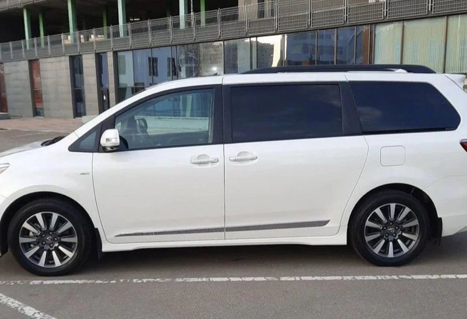Toyota Sienna 2018