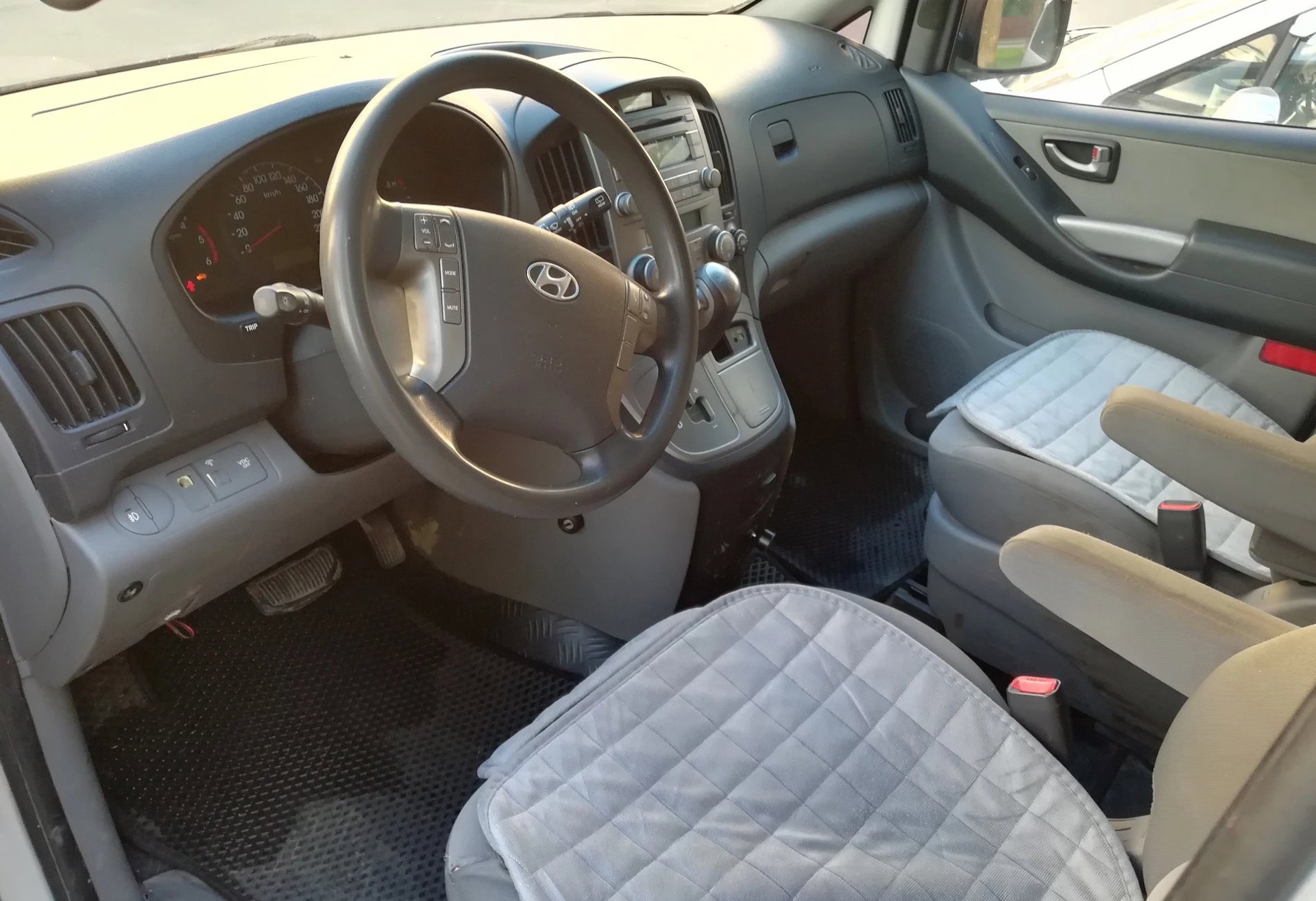 Hyundai Grand Starex 2009