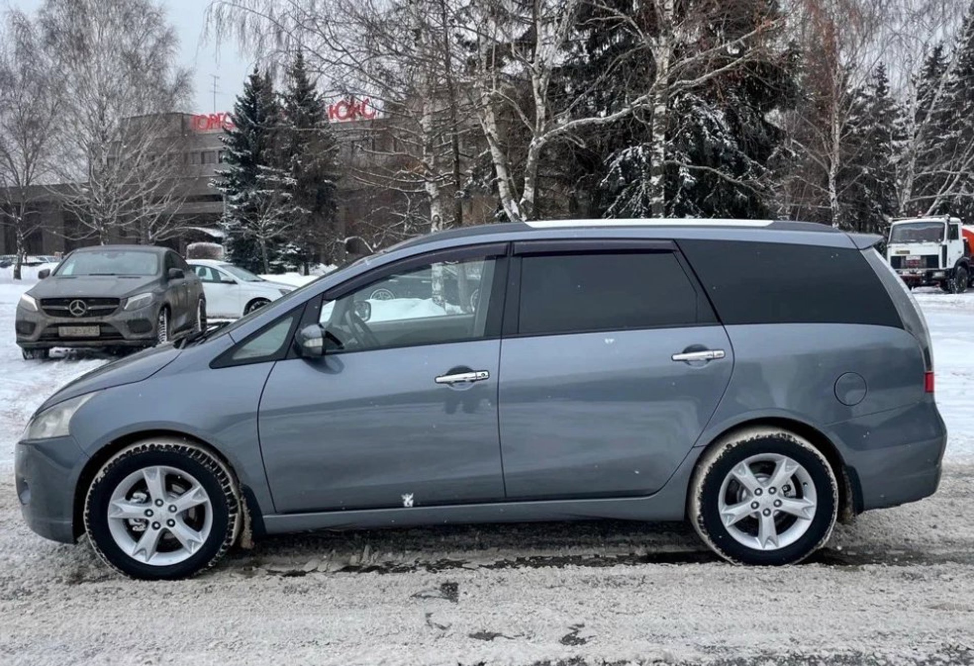 Mitsubishi Grandis 2007