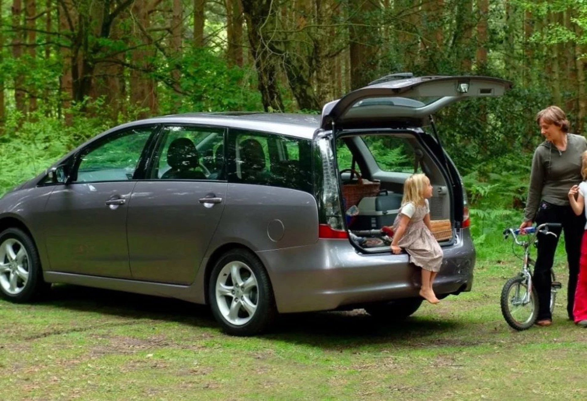 Mitsubishi Grandis 2007