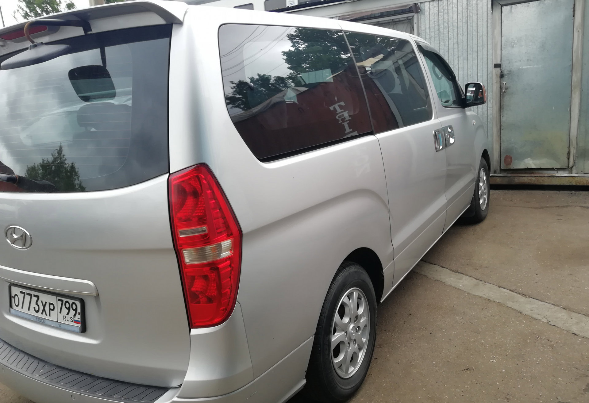 Hyundai Grand Starex 2009