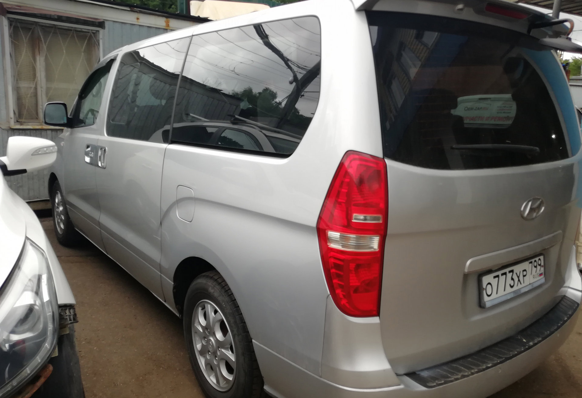 Hyundai Grand Starex 2009