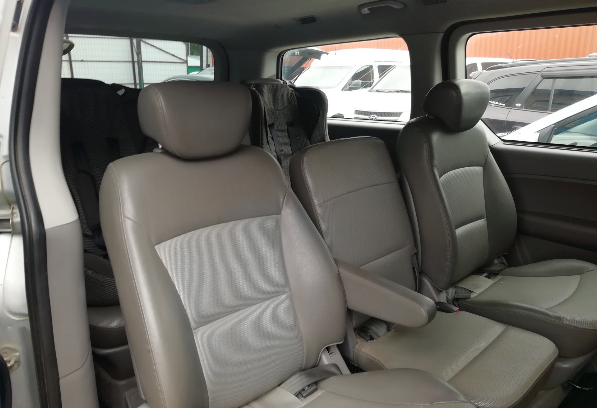 Hyundai Grand Starex 2009