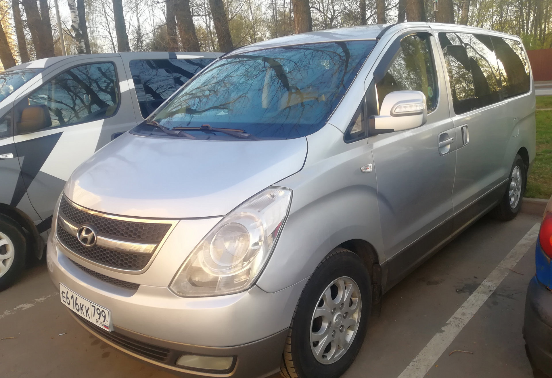 Hyundai Grand Starex 2010